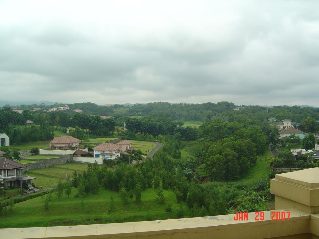 Green Wattana Hotel Sentul Bogor Extérieur photo