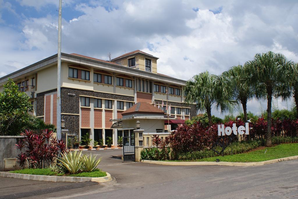 Green Wattana Hotel Sentul Bogor Extérieur photo