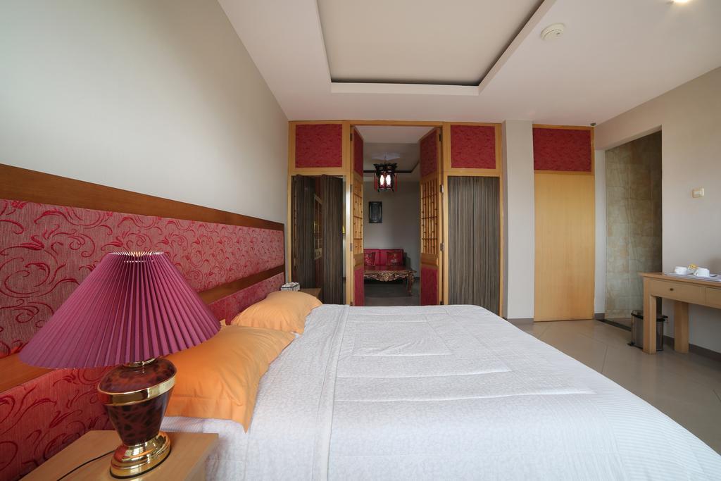 Green Wattana Hotel Sentul Bogor Extérieur photo